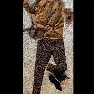 NWT Womens Leopard Leggings